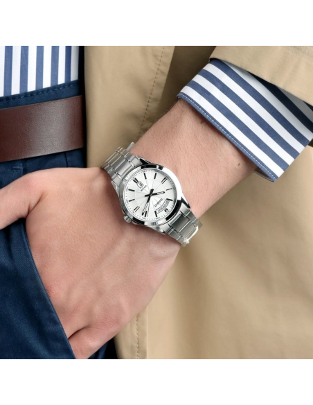 Casio Men MTP-1381D-7AVDF