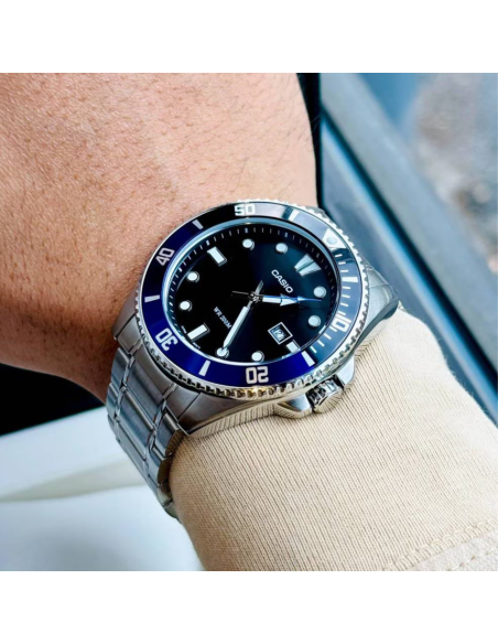 Casio Men MDV-107D-1A2VDF