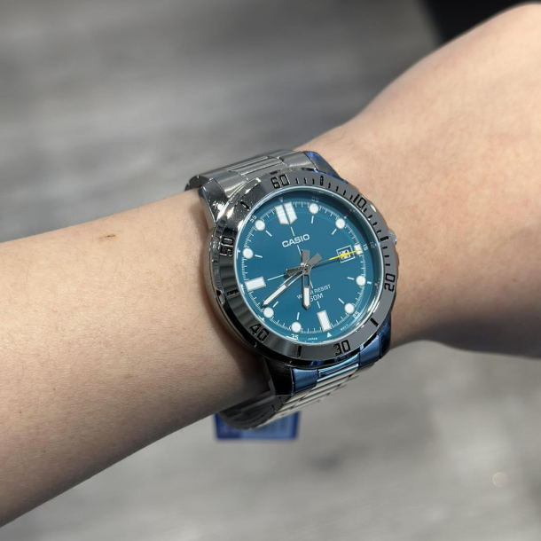 Casio Men MTP-VD01D-3E2VUDF