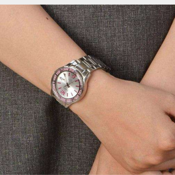 Casio Women LTP-1359D-4AVDF