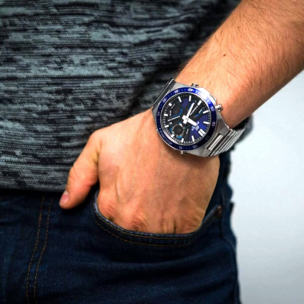 Edifice EFV-C110D-2AVDF