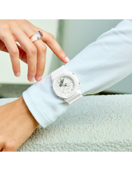 G-Shock Women GMA-P2100-7ADR
