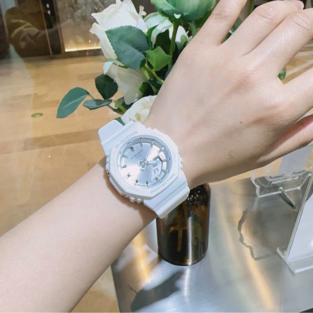 G-Shock Women GMA-P2100VA-7ADR