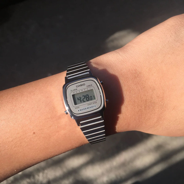 VINTAGE LA670WA-7DF