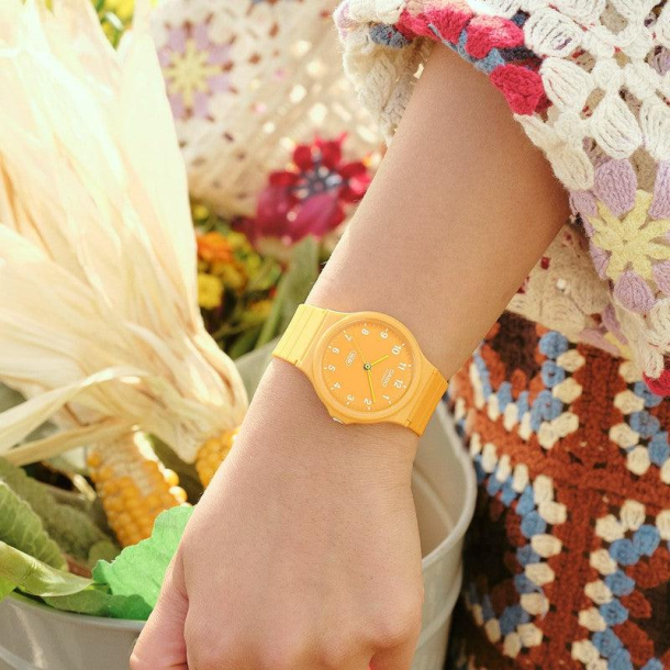 CASIO RESIN MQ-24B-9BDF