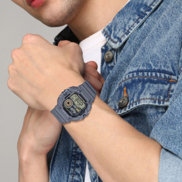 Casio Resin WS-1700H-8AVDF