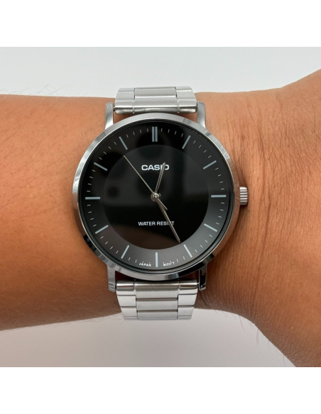 Casio men MTP-VT04D-1EDF
