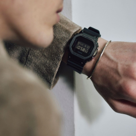 G-SHOCK GM-5600UB-1DR 2
