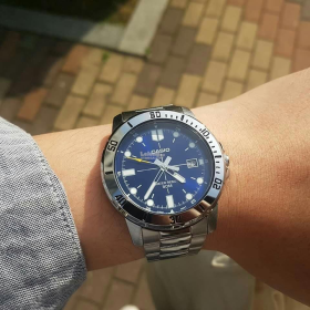 Casio Men MTP-VD01D-2EVUDF 2