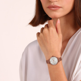 Casio Women LTP-E415MR-7CDF 2
