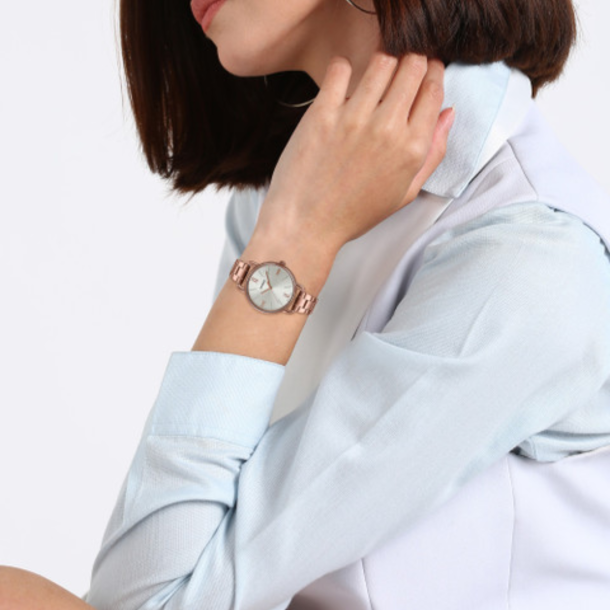 Casio Women LTP-E414R-7ADF