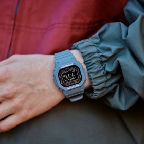 G-SHOCK DW-H5600-2DR 2