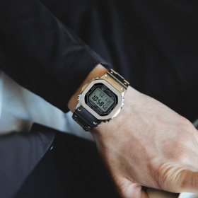 G-Shock GMW-B5000D-1DR 2