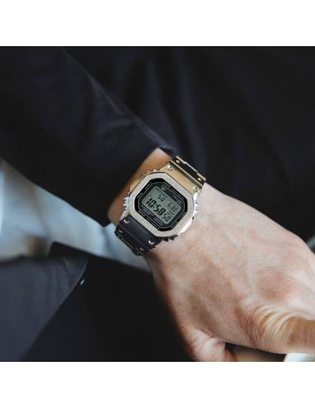 G-Shock GMW-B5000D-1DR