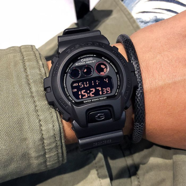 G-SHOCK DW-6900UMS-1DR