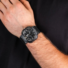 Casio Resin MCW-200H-1AVDF 2