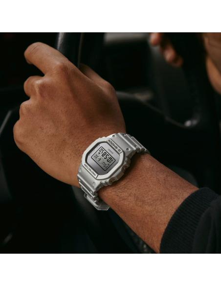 G-SHOCK DW-5600FF-8DR